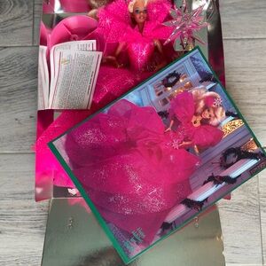 1990 Special Edition Happy Holidays Barbie